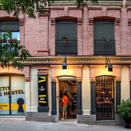 Petit Hostel La Latina (Adults Only) Мадрид Екстериор снимка