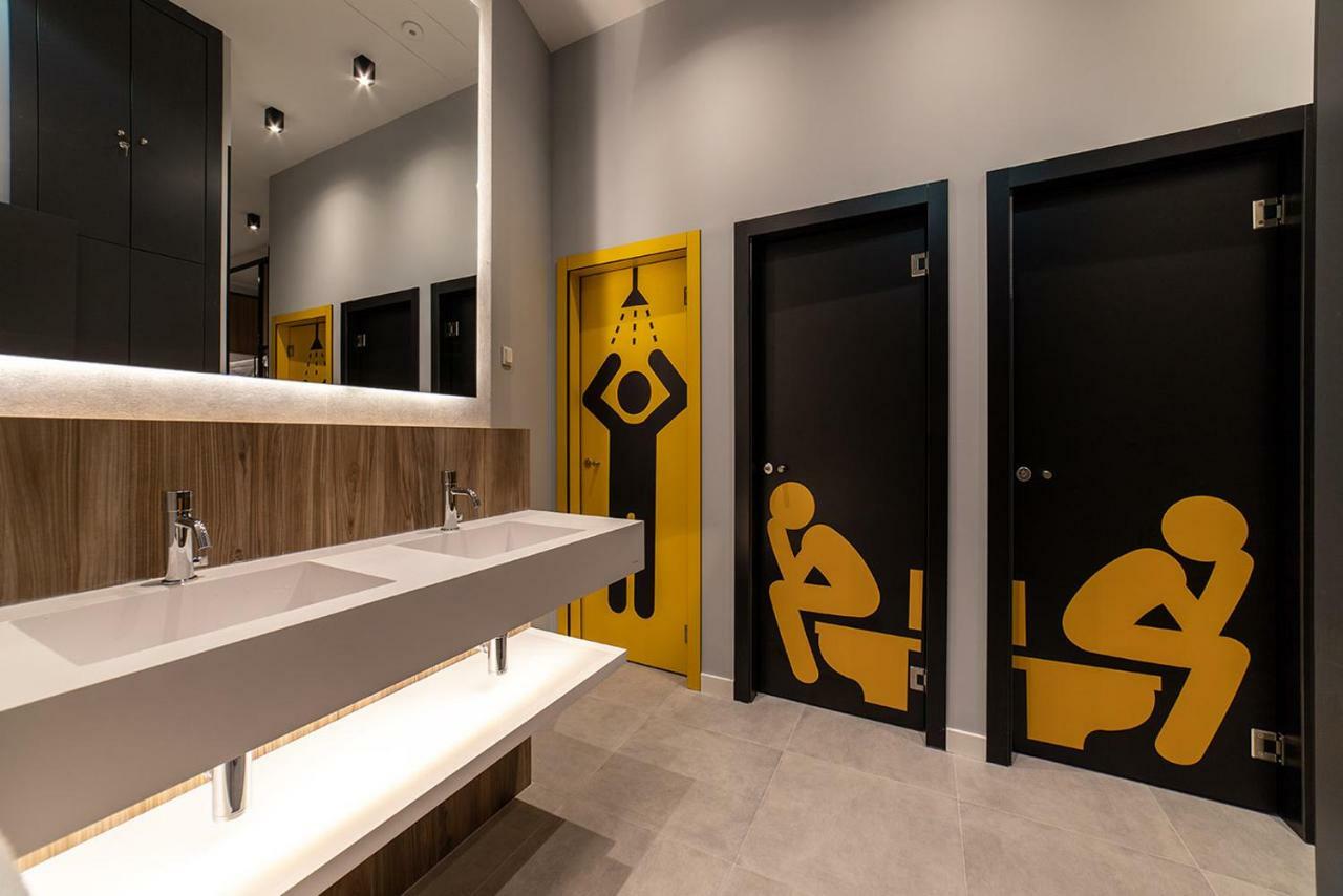 Petit Hostel La Latina (Adults Only) Мадрид Екстериор снимка