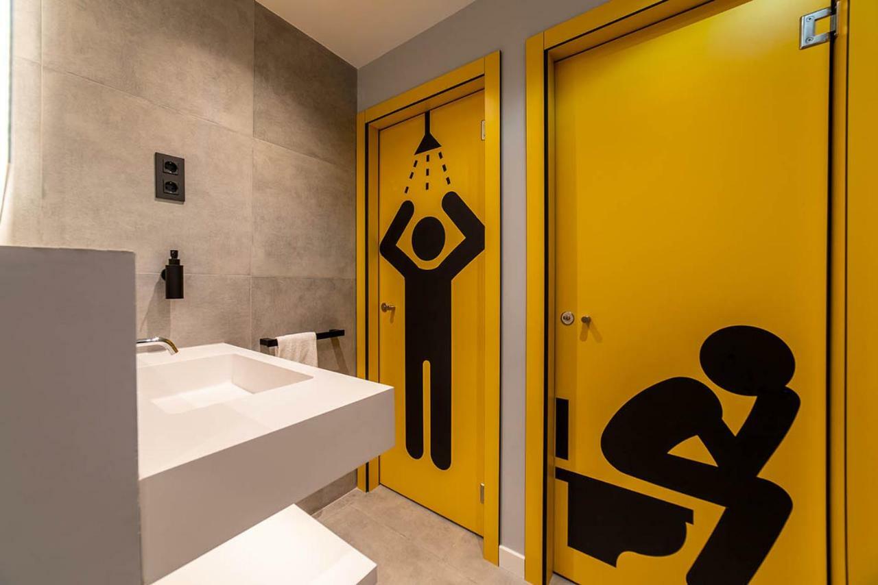 Petit Hostel La Latina (Adults Only) Мадрид Екстериор снимка
