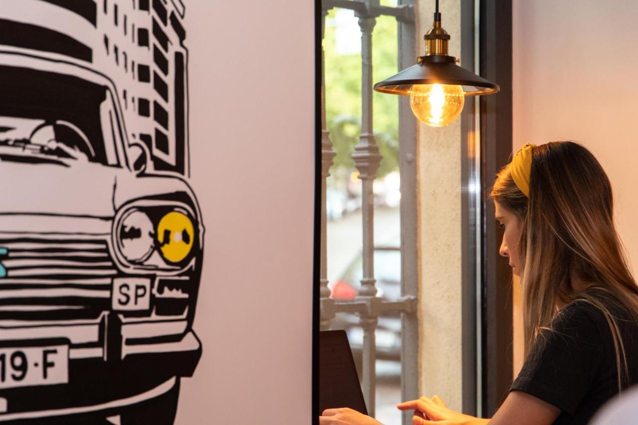 Petit Hostel La Latina (Adults Only) Мадрид Екстериор снимка